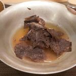 SUGALABO - フォアグラとレンコン団子、トリュフをたっぷりのせて