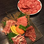 Tanshabu Nabe To Yakiniku No Mise Koizumi - 極上カルビ、極上ハラミも入った特上盛り