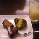 ジュヴァンセル - 三種類の味を楽しめる１皿、贅沢三昧１２６０円