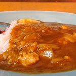 栄蘭 - 中華料理 栄蘭 ＠目黒 カレーライス ライス少な目 横からの眺め
