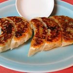 栄蘭 - 中華料理 栄蘭 ＠目黒 餃子 税込300円