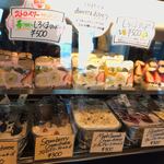 ネイビー ベーグルズ - 金曜am7:30過ぎまだいっぱいありました