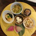 燦醸小町 - おばんざいセット(2人分）これにドリンク２杯付き@1080円(2018年2月)