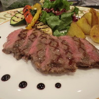 牛肉のタリアータ