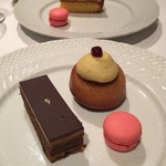 メゾン ポール・ボキューズ - 