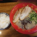 拉麺エルボー - ラーメン　550円　+ご飯　100円