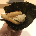 鮨 輝 - 帆立の磯辺