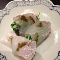炭火割烹 白坂 - 御造りにはエンガワも