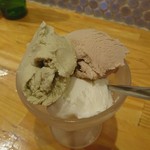 カサレッチョ - トリコジェラート(ヘーゼルナッツ、ピスタチオ、ミルク)