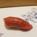 鮨処 音羽別館 - 大間のトロ