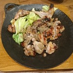 Sandai Me Tori Mero - 清流若とりのモモ一本焼き特製玉ねぎ塩ダレ
