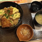 ガスト - ひれかつ丼ランチ