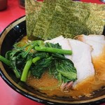 家系総本山 ラーメン 吉村家 - チャーシュー麺