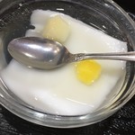 中華料理　嘉宴 - ランチセットの杏仁豆腐