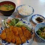 旭食堂 - 自分でセットしたランチ