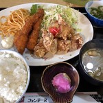 ニューレスト フォンテーヌ - 欲張り定食（えび唐揚げ）