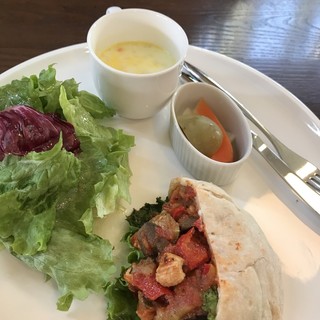 キッチンハウスえすかるご_0