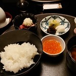 柏屋 大阪千里山 - 白御飯　鰤造り　辛味大根　いくら醤油漬け
