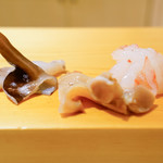 鮨 あらい - 鳥貝と赤貝ヒモと牡丹海老