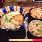 金月そば 読谷本店