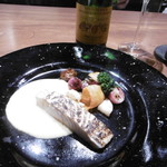 リョウリヤ ステファン パンテル - 魚料理と白ボトル