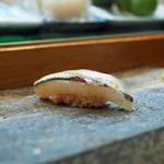 寿司栄 - さよりの握り