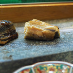 寿司栄 - 対馬の穴子のツメと塩