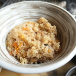 ろばたやき山ろく - 炊き込みご飯