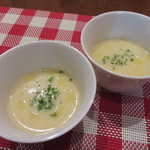 ビストロ アオキ - コーンスープ