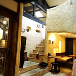 日進月歩 - 店内