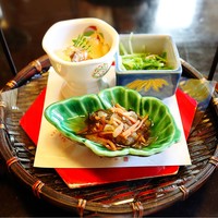 神楽坂 前田 - 前菜: 旬菜盛り合わせ