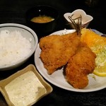 Tagosaku - 白身フライ定食540円は安い。