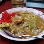 玉蘭 - セット。カレー丼　200円。キャベツが入った珍しいカレー。