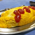 鮮笑 - オムライス 大盛り 1.2合位ありそう