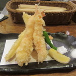 酒場 やまと - 「天ぷら盛り合わせ」(￥680)