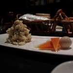 DEN - 自家製燻製ポテトサラダ