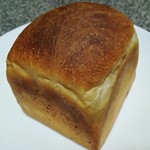 翠玉堂 - クランベリーとくるみ食パン