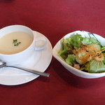 スープとサラダ