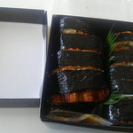 石松　阪奈店 - テイクアウトの鰻の棒寿司 丸々一匹うなぎ