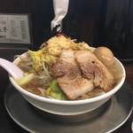 らーめん潤 - 潤次郎ラーメン 830円