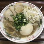 中華そば　やまさ - 料理写真: