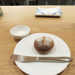 ラ・トラース - コースに付くライ麦パンとラッテ高松のケフィア(2018.1月夜のコース)