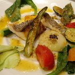 ミラヴィル - 魚料理　ちぬのポワレ