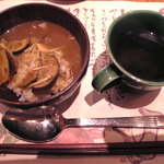 百彩健美 あけびの実 - ランチブッフェ料理 カレーと柿の葉茶