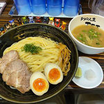 ラーメン人生JET - 冷やしつけ麺 すする