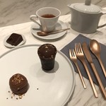 ATELIER de GODIVA - 