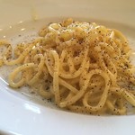 ズッペリア オステリア ピティリアーノ - トンナレッリ ペコリーノチーズと黒胡椒ソース