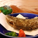 四季の味 わらく - 舌平目のから揚げ、小骨まで頂けます！