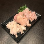 Tanshabu Nabe To Yakiniku No Mise Koizumi - 女性にも人気のシロ3種、ミノ、テッチャン、コリコリ