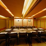 Gifu Hatsu Zushi Oogakiten - 